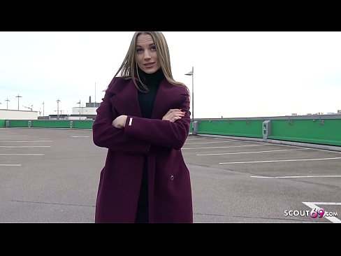 ❤️ 德国侦察员是一个梦想触摸斯蒂尔，停车场告诉和性感的钱 Porno vk