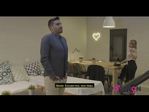 ❤️ PORNBCN 4K 一个成熟的女人与大乳房要肛门性交年轻的男妓与大阴茎口交amortism硬他妈的手工作狗风格阴部舔高潮法语字幕 Porno vk