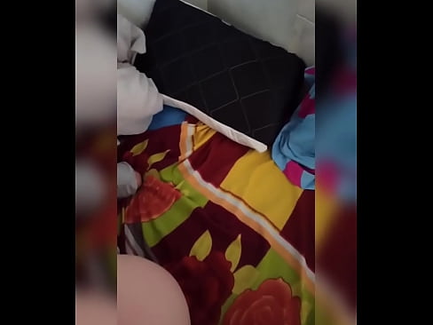❤️ 我的室友因为丈夫去度假而独自呆在家里，我趁机操她，用牛奶填满她的屁股 Porno vk
